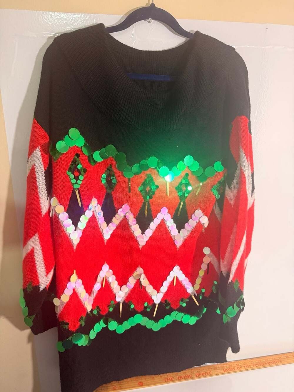 Holiday Time Tunic Sweater Size XL (16-18) Black Red Sequin Christmas Ugly